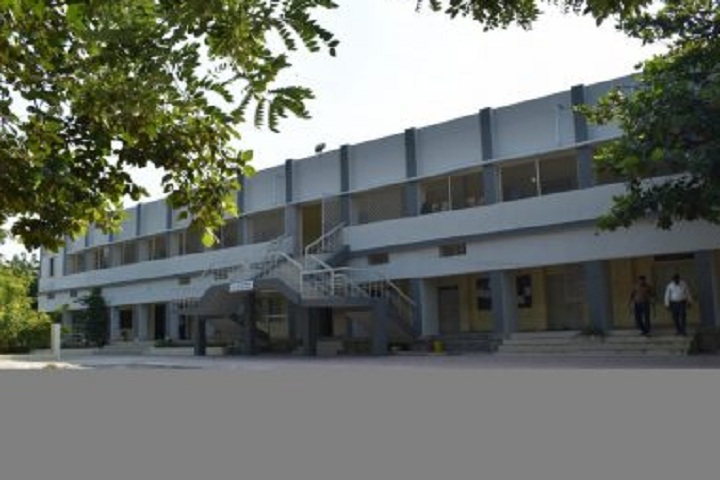 https://cache.careers360.mobi/media/colleges/social-media/media-gallery/14892/2021/6/2/Campus View of Shri Gadge Maharaj Mahavidyalay Murtizapur_Campus-View.jpg